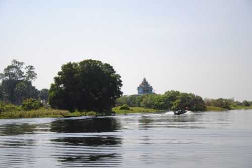 ANGKOR WAT HALF MARATHON 2013